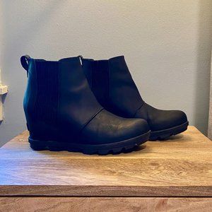 SOREL - Joan of Arctic Wedge (Chelsea Bootie)